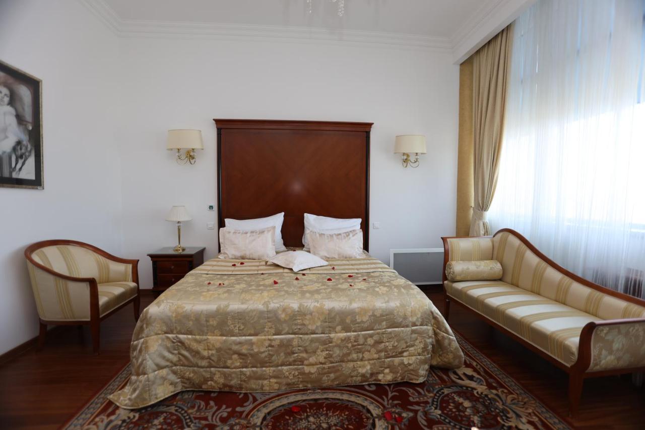 Apart-Hotel Integra Banja Luka Bagian luar foto