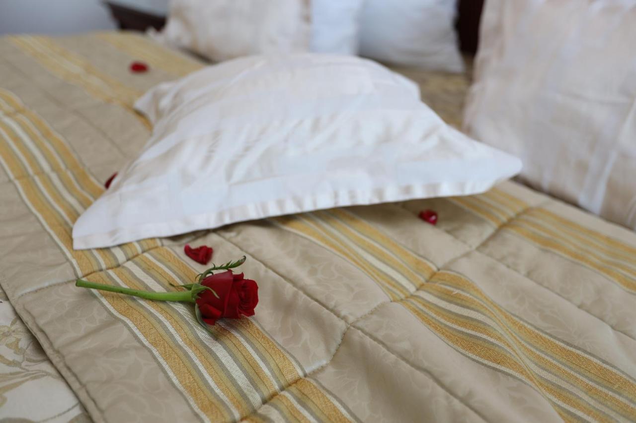 Apart-Hotel Integra Banja Luka Bagian luar foto