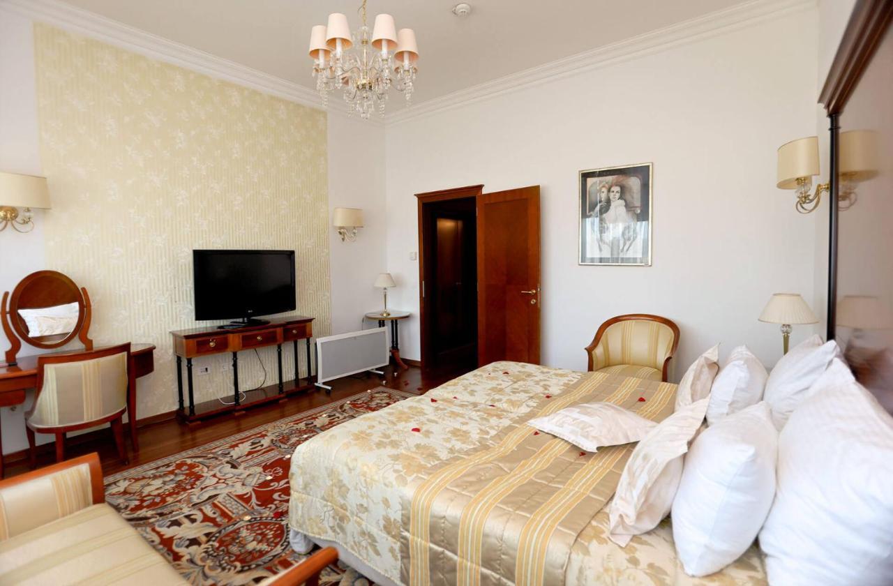 Apart-Hotel Integra Banja Luka Bagian luar foto