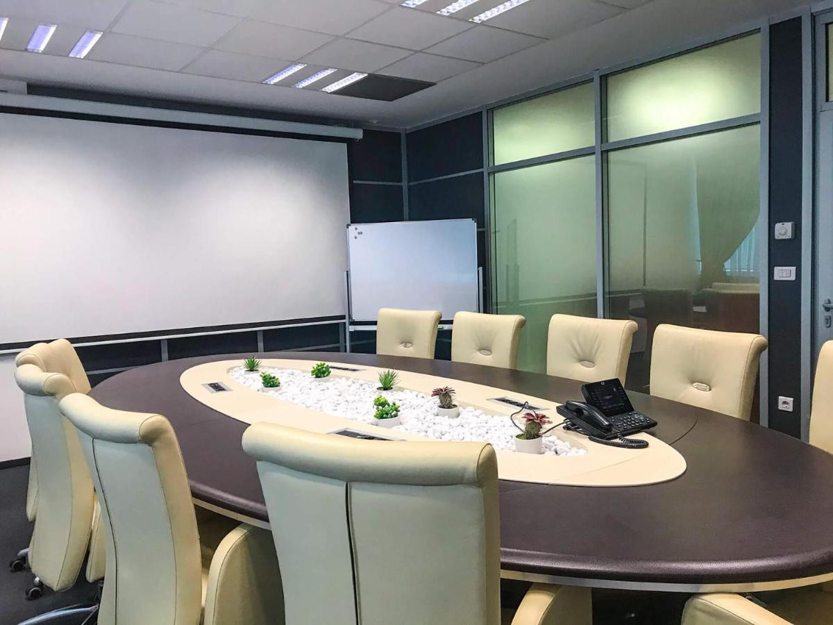 Apart-Hotel Integra Banja Luka Bagian luar foto