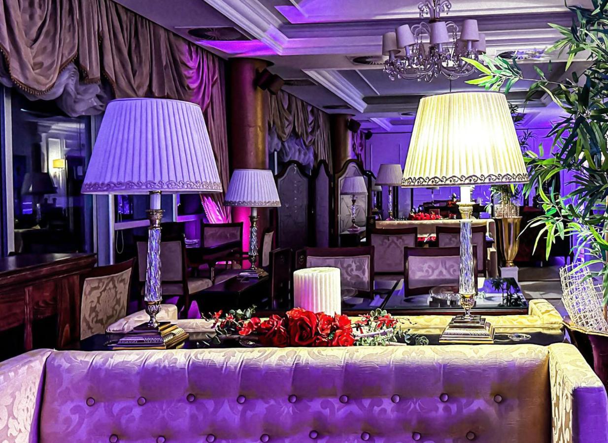 Apart-Hotel Integra Banja Luka Bagian luar foto