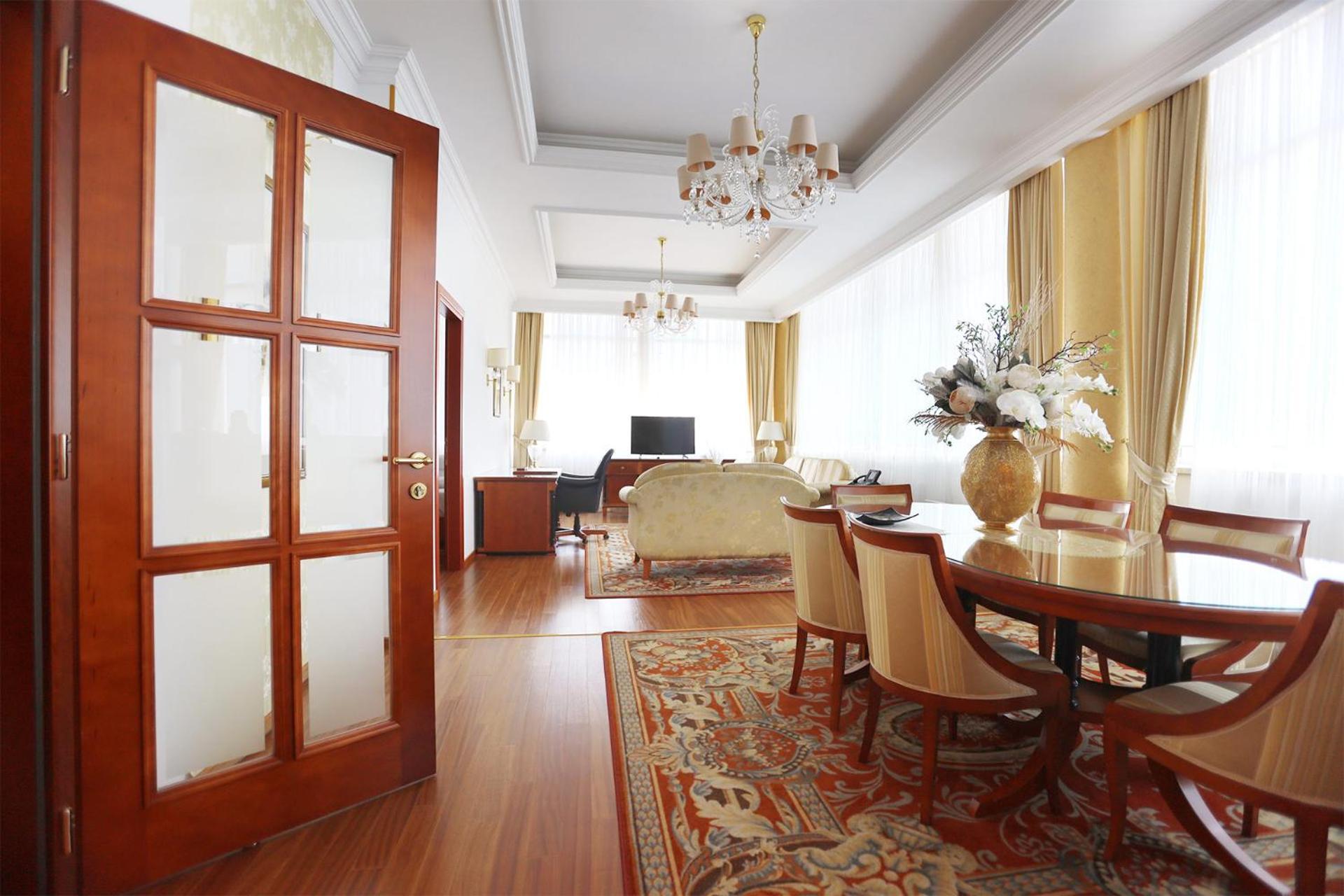 Apart-Hotel Integra Banja Luka Bagian luar foto